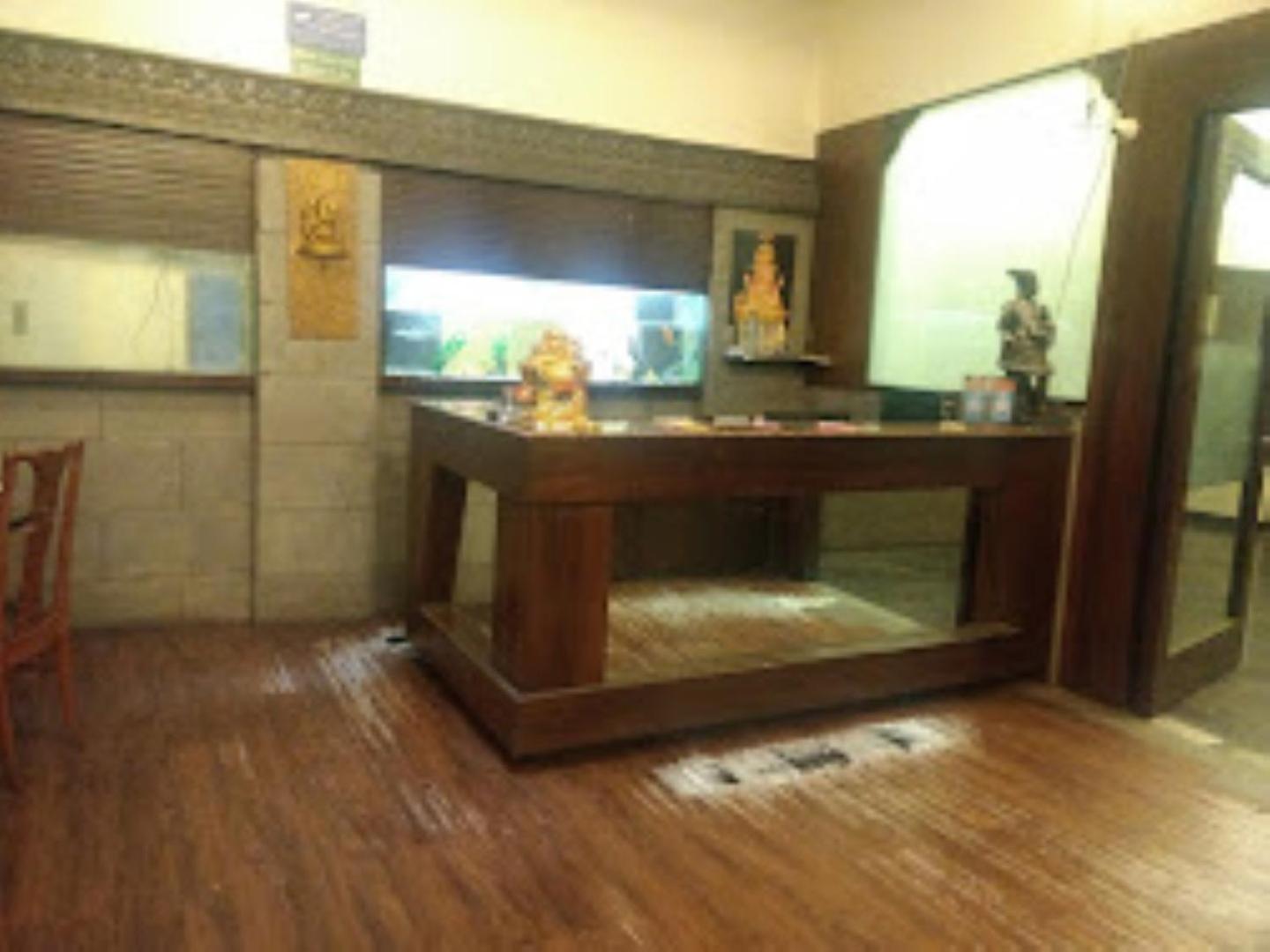 Hotel Maratha Palace,Satara Bagian luar foto