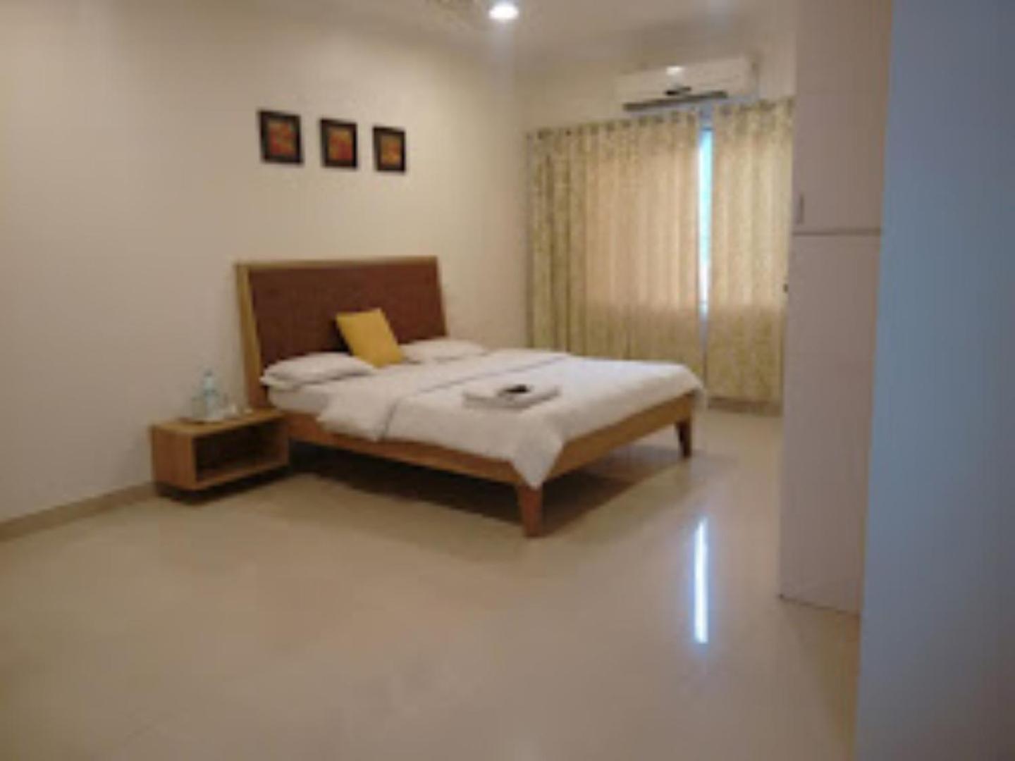 Hotel Maratha Palace,Satara Bagian luar foto