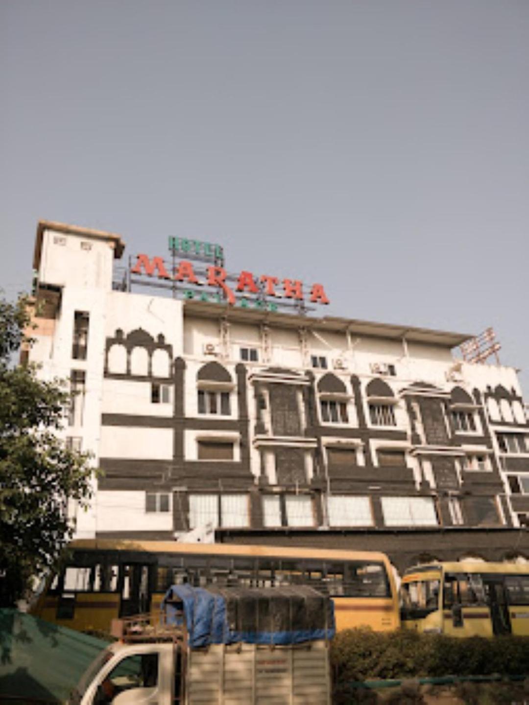 Hotel Maratha Palace,Satara Bagian luar foto