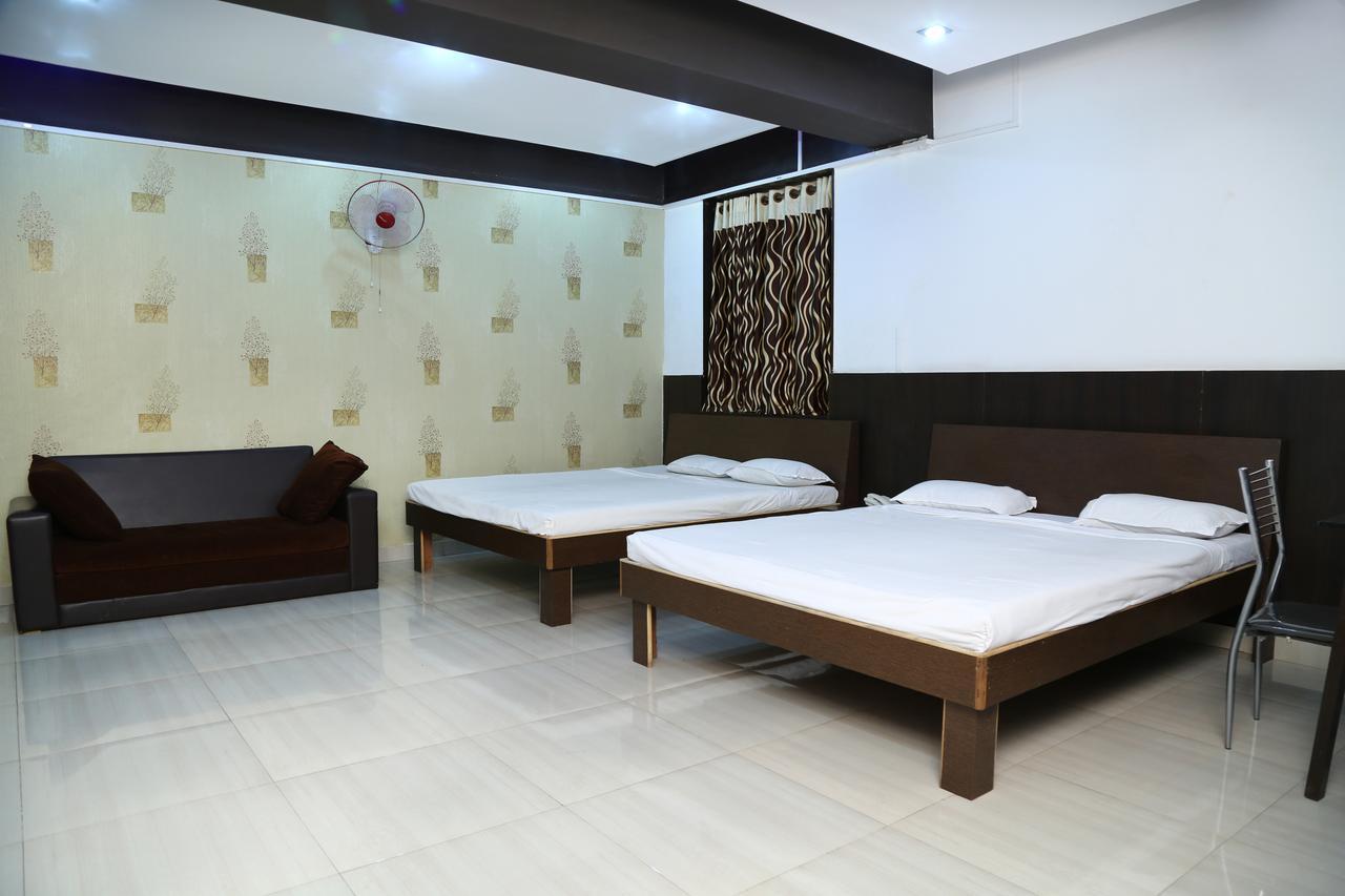 Hotel Maratha Palace,Satara Ruang foto