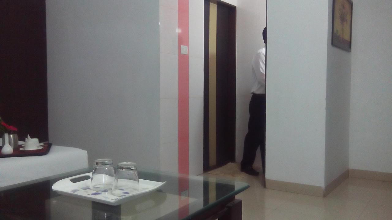 Hotel Maratha Palace,Satara Bagian luar foto